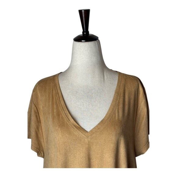 Dylan Shirt Women Medium Tan Golden Brown Short Sleeve Faux Suede Tee NWT Preppy - Picture 3 of 10
